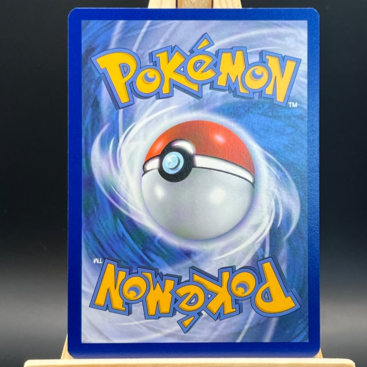 Beedrill V #160 Pokemon Card (Astral Radiance) - Unbox Unbored