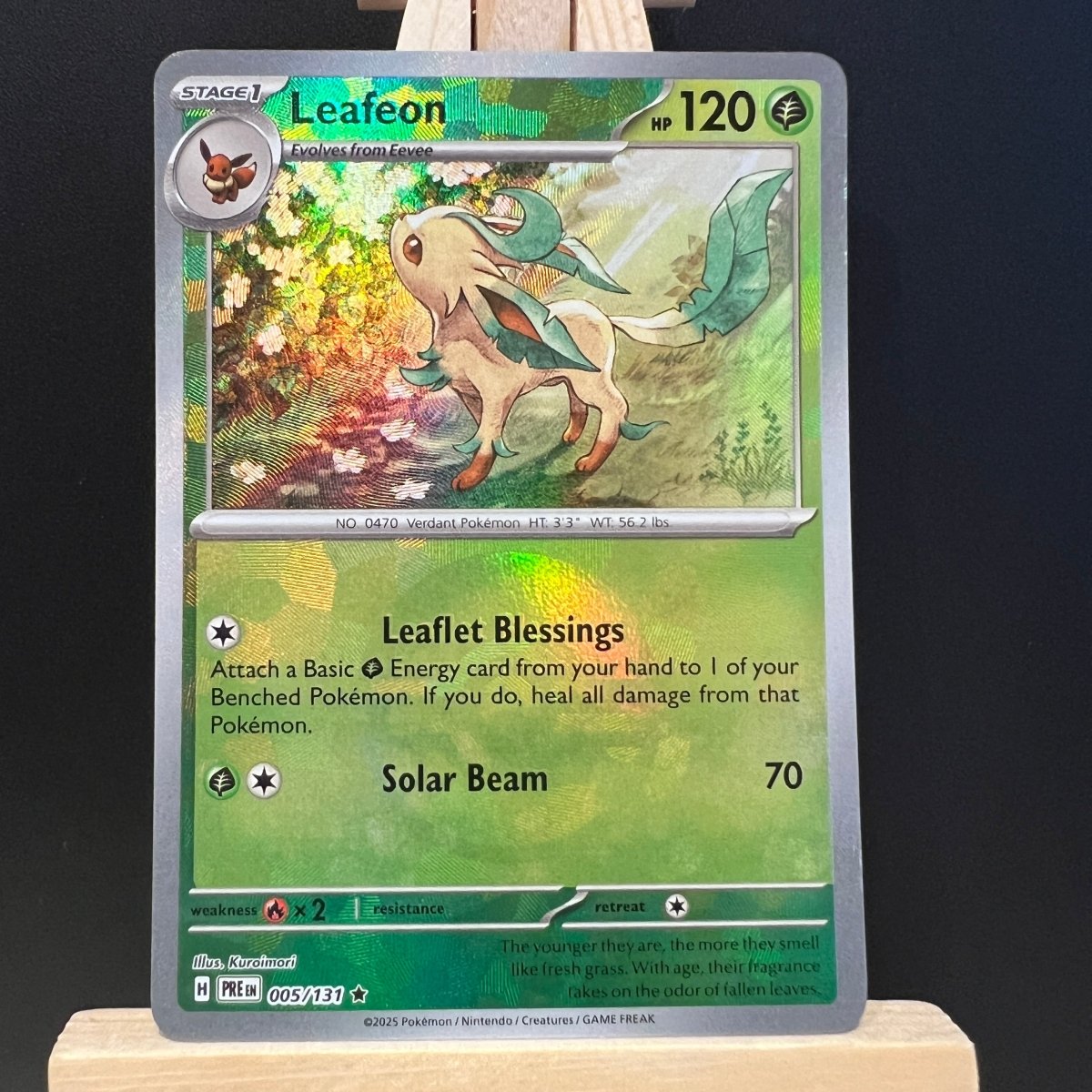 Leafeon #005 Pokéball Reverse Holo Pokemon Card (Prismatic Evolutions) - Unbox Unbored