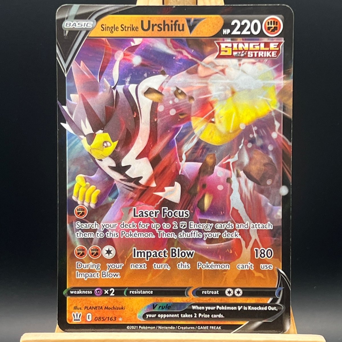 Single Strike Urshifu V 085 Pokemon Card (Battle Styles) - Unbox Unbored